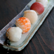 掛分細長板皿・吉井史郎