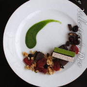 金線26cmミート皿・大倉陶園