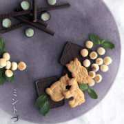 ガラス：青紫24cm皿・d.Tam