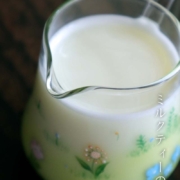 ドレッシング入れ・野原・d.Tam