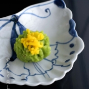 九谷焼：染付蝶形向付・正木春蔵