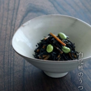 粉引半月碗・荒賀文成