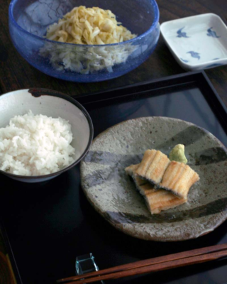 こちらは工芸店ようびのオリジナルとして作っていただいています